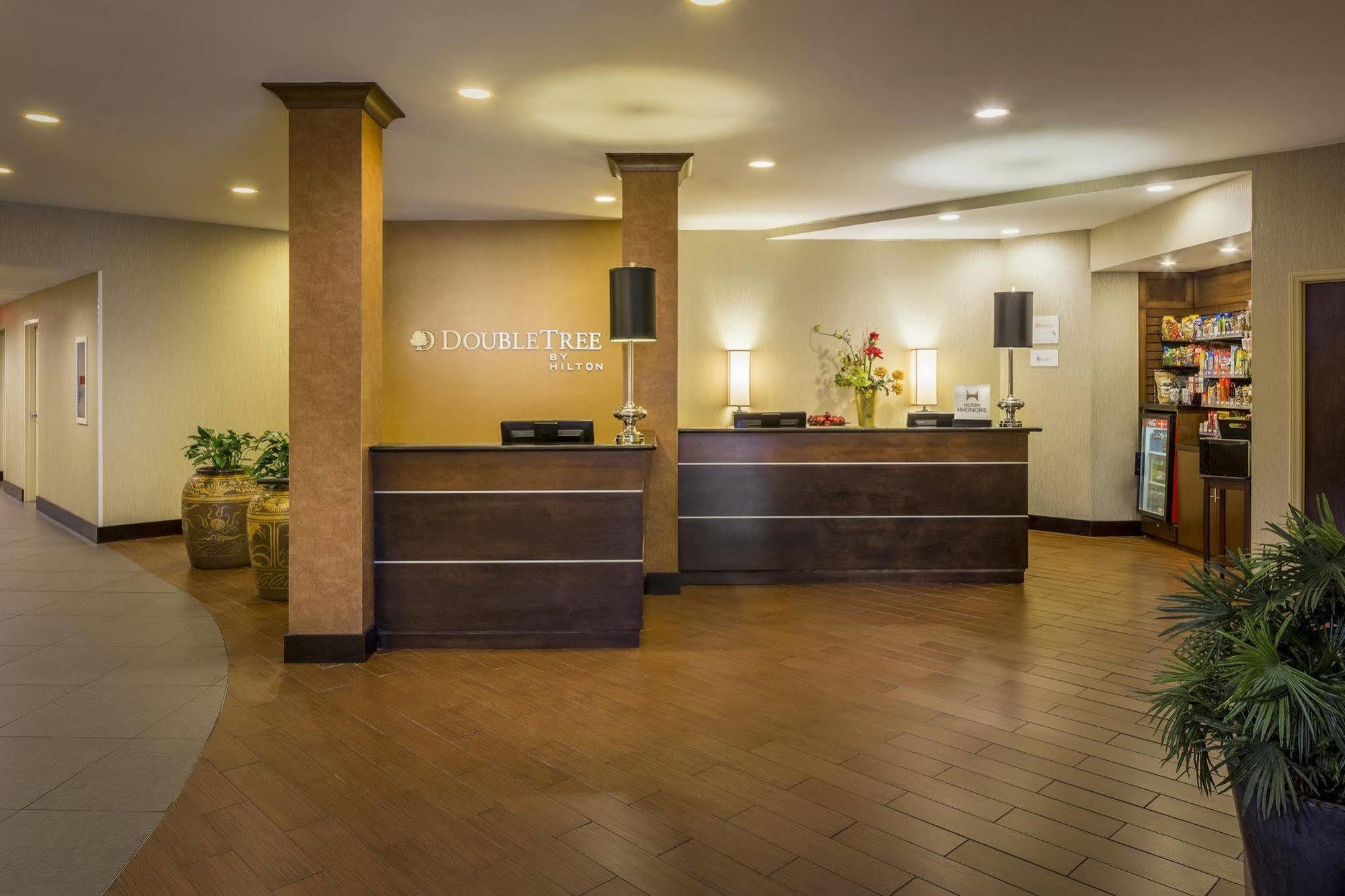 Hampton Inn & Suites Holly Springs Exterior foto